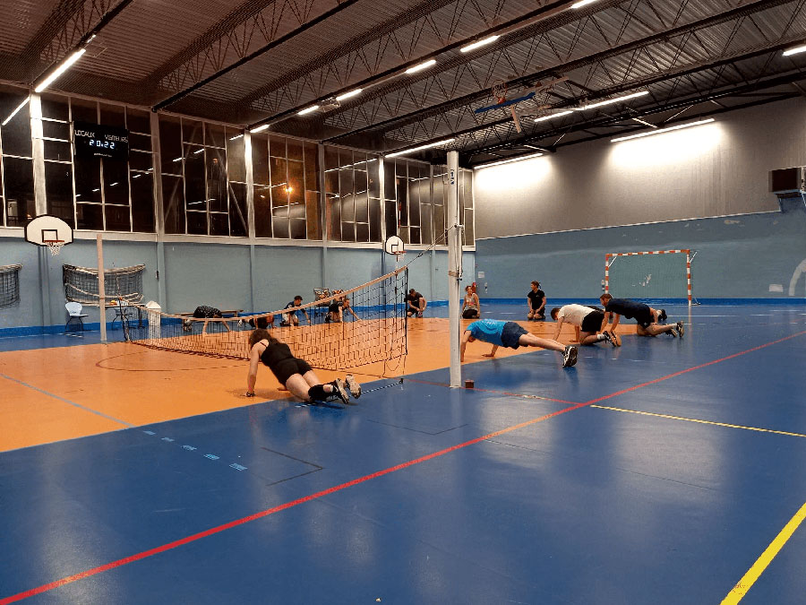 Retrouver les lundis de 20h à 22h au gymnase Laroche, Quartier Europe, rue André Godin à Saint-Quentin